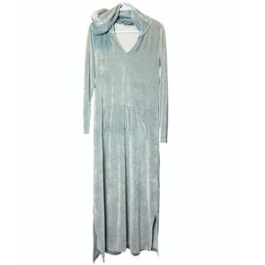 Hugs by Soft Surroundings sage green velour hooded pull on robe M